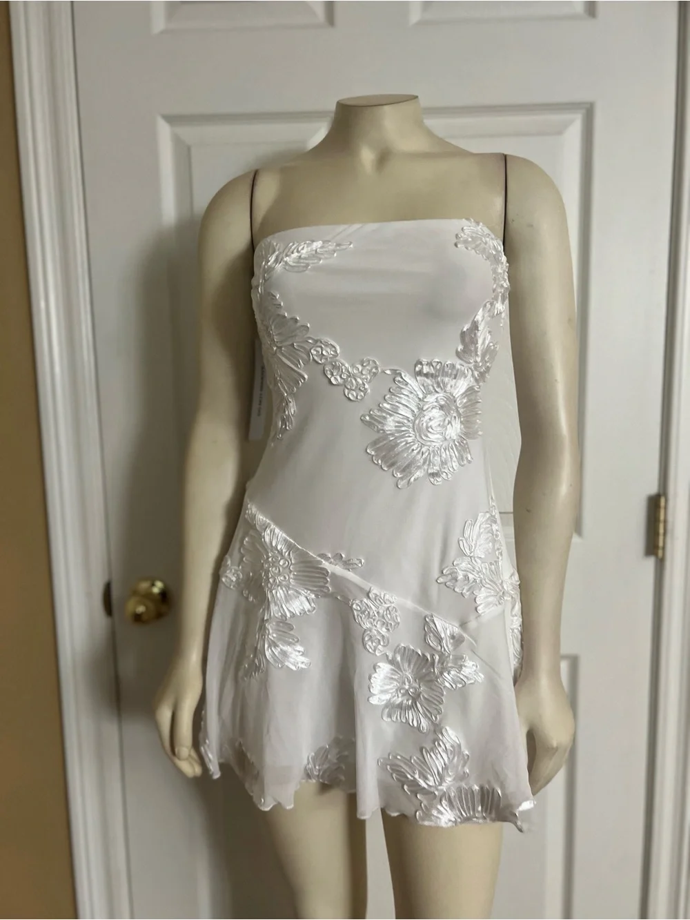 Princess Polly Meadow Of Dreams Strapless Mini Dress White Floral Burnout - Picture 14 of 16